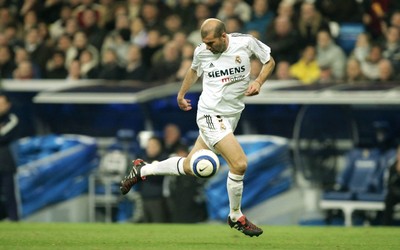 广发电竞动态-亚马尔让巴萨球迷疯狂